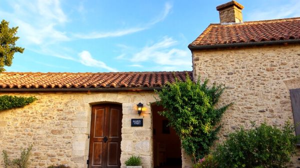 Améliorez votre maison avec le travail de la pierre à Brive